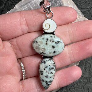 Shiva Eye Shell and Kiwi Jasper Pendant Stone Crystal Jewelry